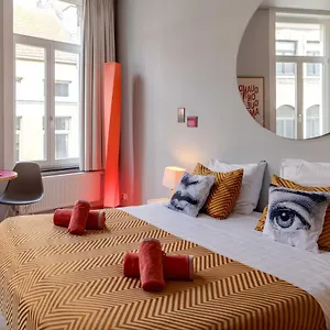 Séjour chez l'habitant Belle De Nuit
